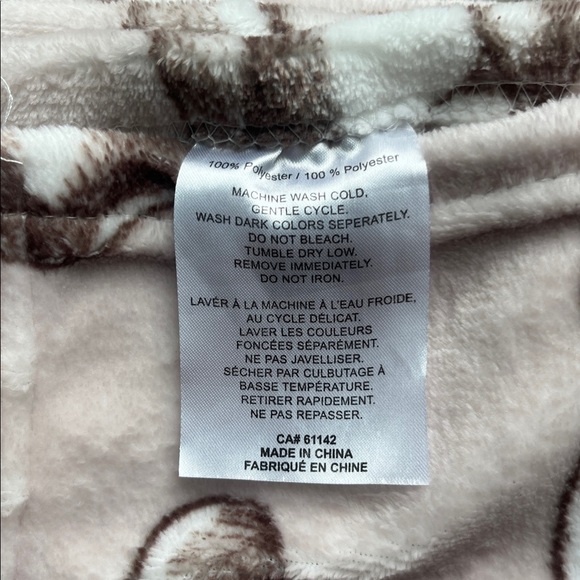 Cowboy Boot Print Blanket - Picture 2 of 3